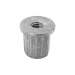 Threaded insert D33